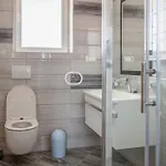 2 Bedroom Stunning In Apartment