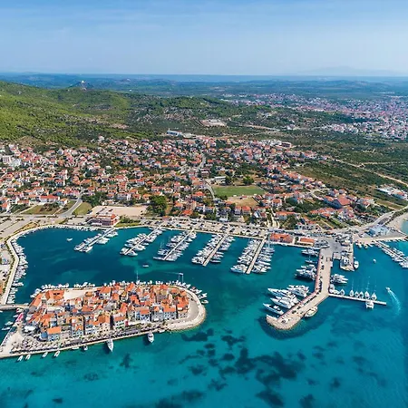 2 Bedroom Stunning In Vodice